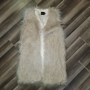 Boohoo Women's Cream and Tan Vest